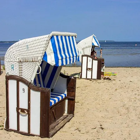 4 Bedroom Amazing In בית נופש *